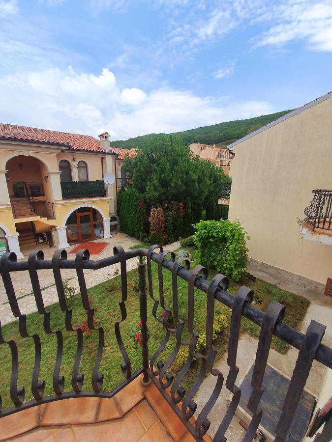 Elenite Private Apartments Exterior foto